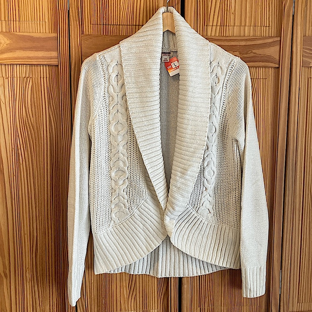 NWT Mossimo Supply Co. Ecru Cardigan Size Large